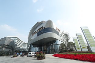 綠地全球商貿(mào)港開港 11萬(wàn)方商業(yè)打造永不落幕的進(jìn)博會(huì)